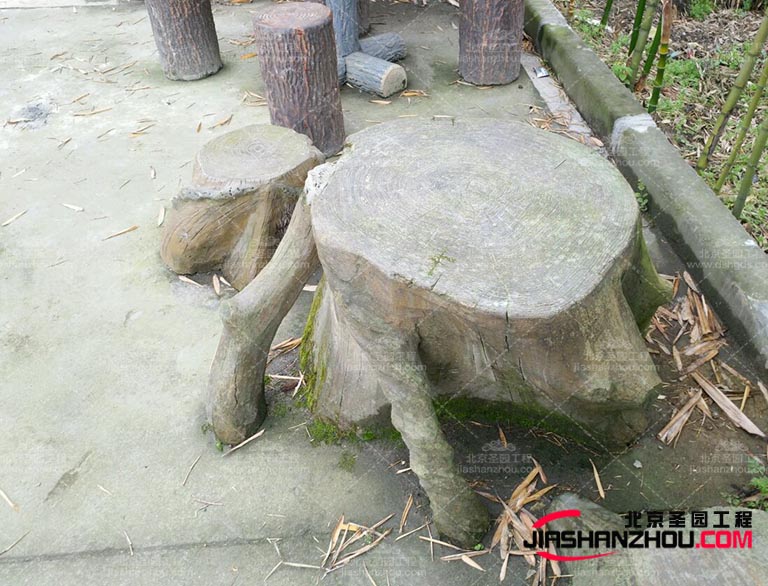 仿木桌椅.jpg 仿木桌椅