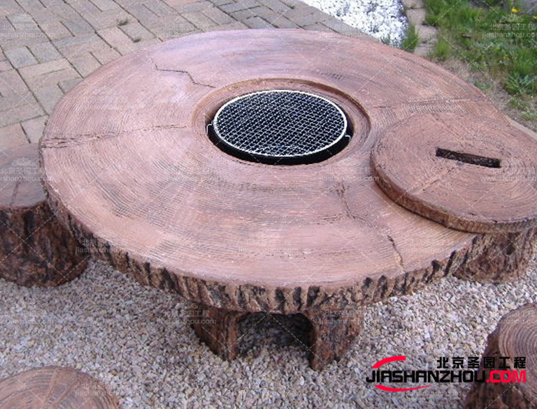 仿木桌椅.jpg 仿木桌椅