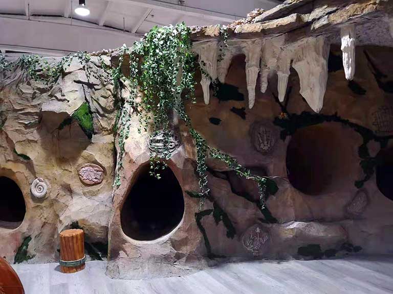 城市探洞.jpg 城市探洞.jpg