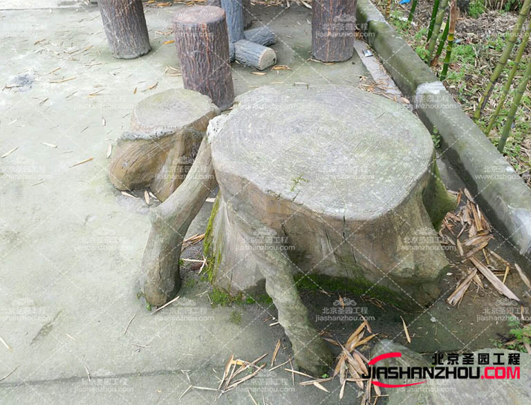 仿木桌椅.jpg 仿木桌椅